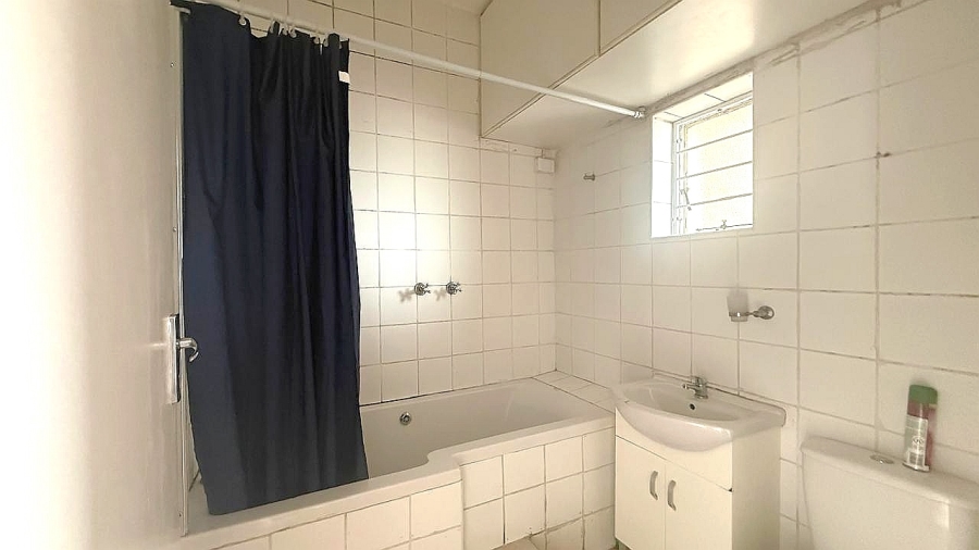 2 Bedroom Property for Sale in Humewood Eastern Cape